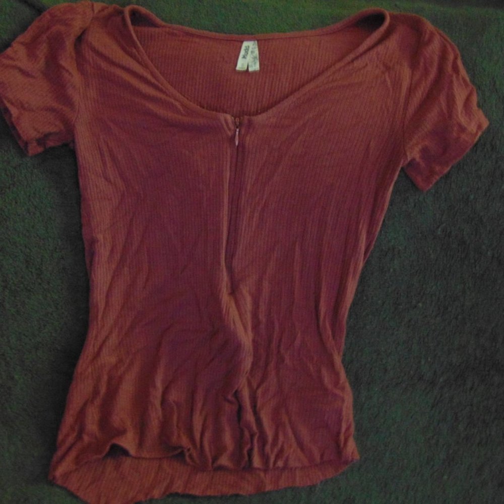 Ribbed Half Zip Top